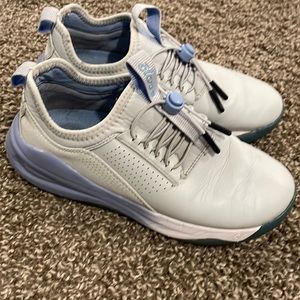 Clove Womens Classic Shoes Sz 5